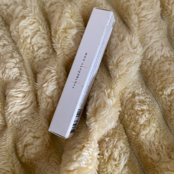 Makeup bundle - Picture 6 of 16